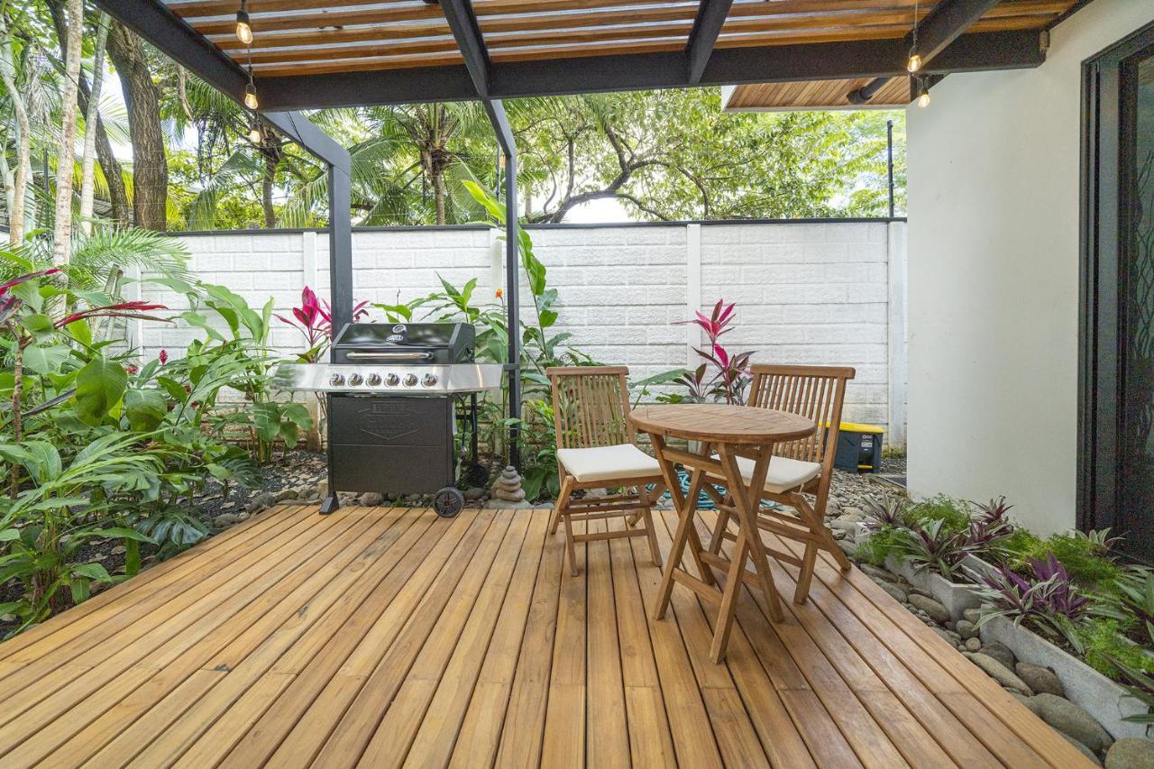 Playa Potrero - New Modern House, Pool In Guitar Shape - Casa Guitarraヴィラ エクステリア 写真