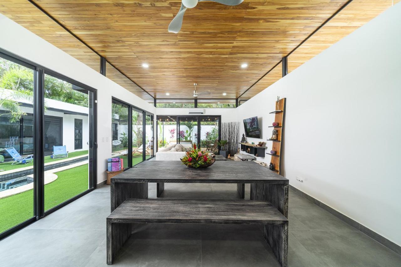 Playa Potrero - New Modern House, Pool In Guitar Shape - Casa Guitarraヴィラ エクステリア 写真